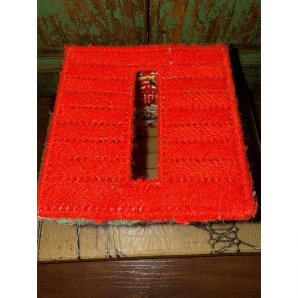 Vintage Tissue Kleenex Box Cover Needlepoint Acrylic Plastic Cardinals